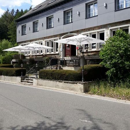 Logis L'Ermitage, Bistrot Des Saveurs Уфализ Екстериор снимка